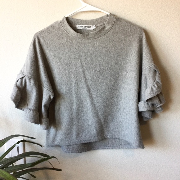 Nordstrom Tops - NORDSTROM // Ruffle Top